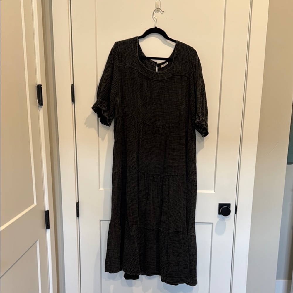 2XL Black tiered Maxi Gauze Dress with ruffle sleeves and pockets.